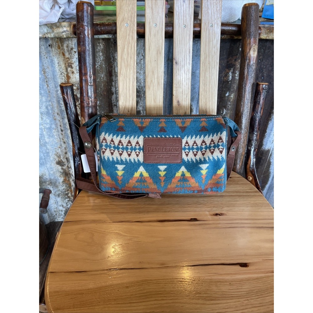 VTG Pendleton Travel Kit Wool Aztec Toiletry Bag Make Up Crossbody / Shoulder